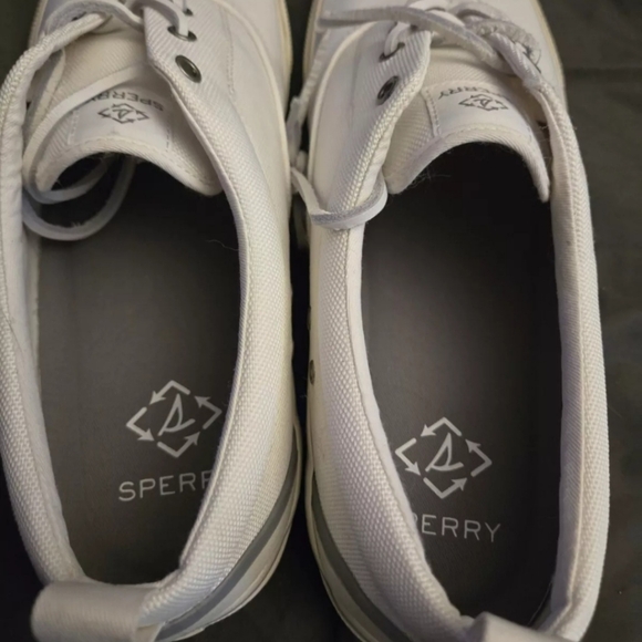 White Sperry's Mens 13 never worn - Picture 5 of 5